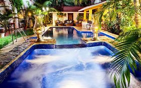 Hacienda Boutique B&B And Spa Solo Adultos